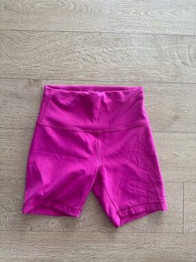 Lulu Lemon Size 6 Pink Align Biker Shorts. 💕⚡️